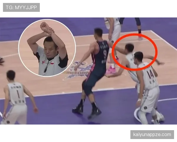 假摔判罚规则详解：裁判判定标准与常见误区分析